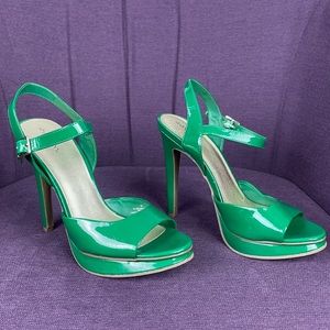 Xhilaration Green Stiletto Peep Toe Heels Pumps